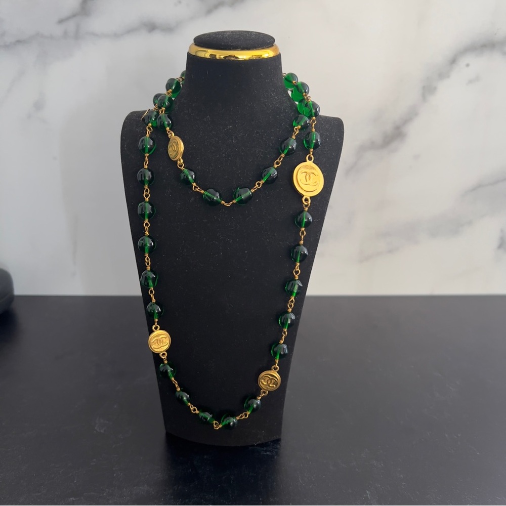 Vintage Chanel Gripoix Green Station Necklace